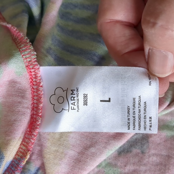 Farm Rio Tropical Macaw T-shirt Sz. L - Picture 8 of 9